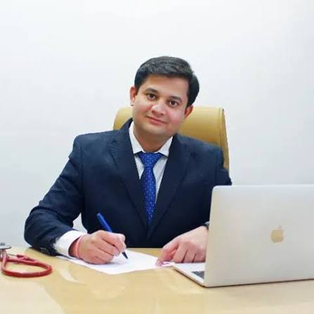 Dr Omkar Thopte